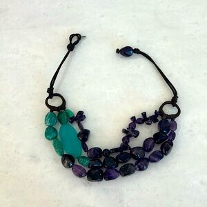 Leather and stone necklace